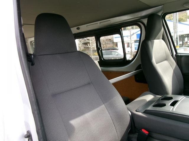 Toyota HIACE VAN 2018-12 181350-22
