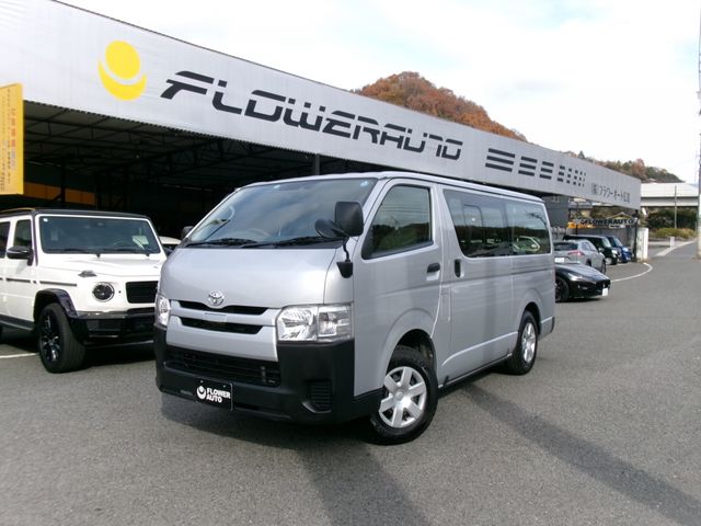 Toyota HIACE VAN 2018-12 181350-0