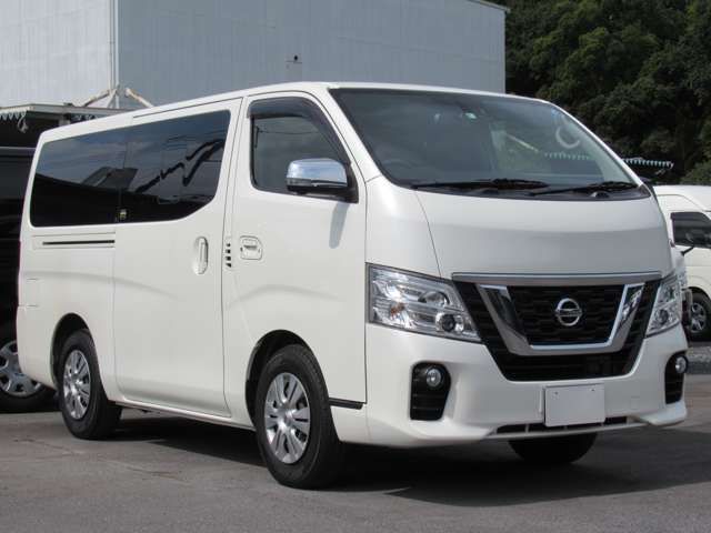 Nissan NV350 Caravan 2017-08 194024-2