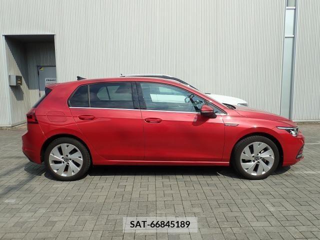 VolksWagen GOLF 2021-08 370636-9