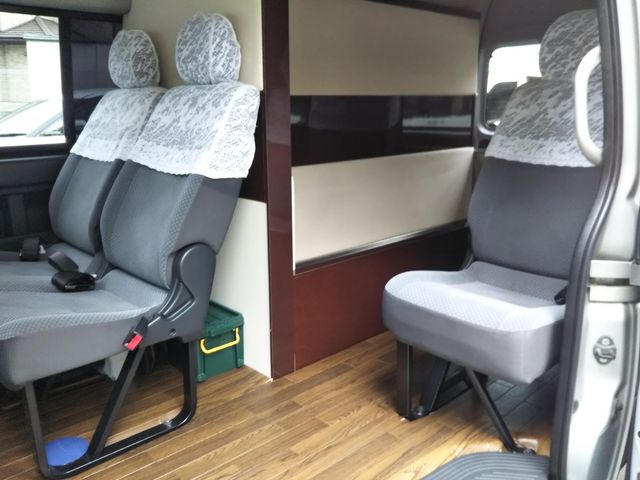 Toyota HIACE COMMUTER 2011-03 3571-15