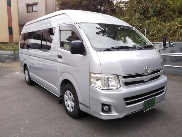 Toyota HIACE COMMUTER 2011-03 3571-2