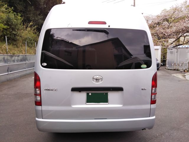Toyota HIACE COMMUTER 2011-03 3571-4