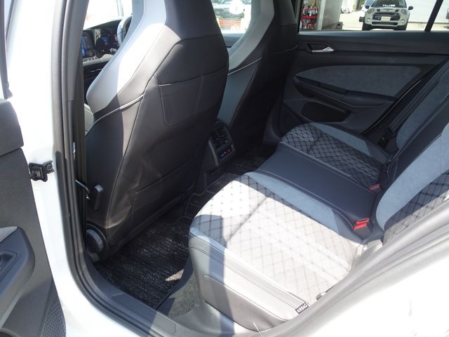VolksWagen GOLF 2021-06 8501-14