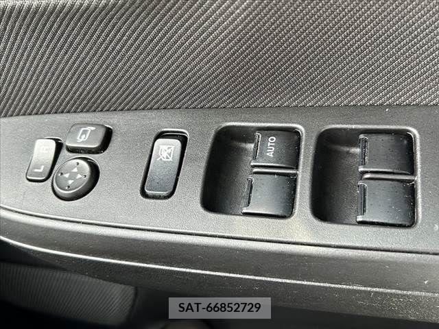 Suzuki SOLIO 2018-04 374303-28