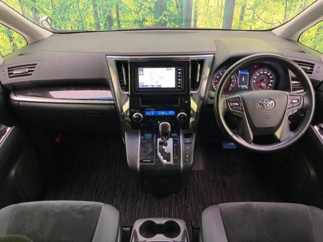 Toyota ALPHARD 2019-10 194051-1