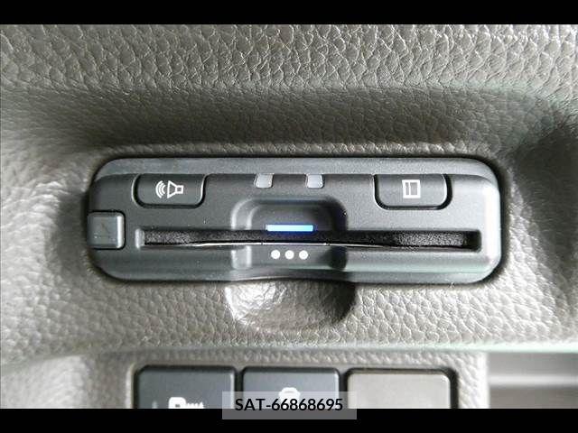 Honda N BOX 2021-09 307331-5