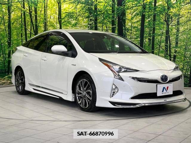 Toyota PRIUS 2017-07 331038-16