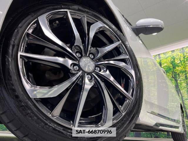 Toyota PRIUS 2017-07 331038-13