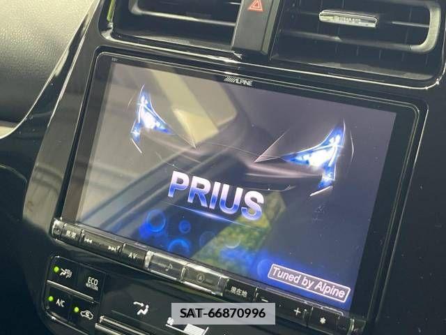 Toyota PRIUS 2017-07 331038-2