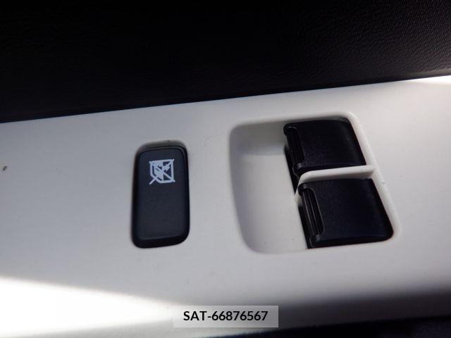 Suzuki ALTO 2017-02 327142-21