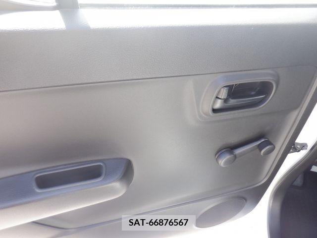 Suzuki ALTO 2017-02 327142-22