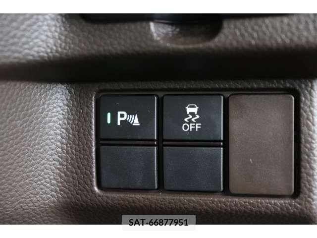 Honda N BOX 2021-04 307328-16