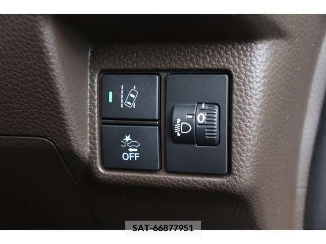 Honda N BOX 2021-04 307328-14