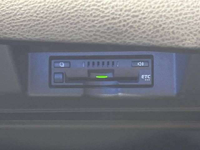 Toyota HARRIER 2017-06 10192-7