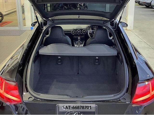 Audi TT 2017-04 207927-13
