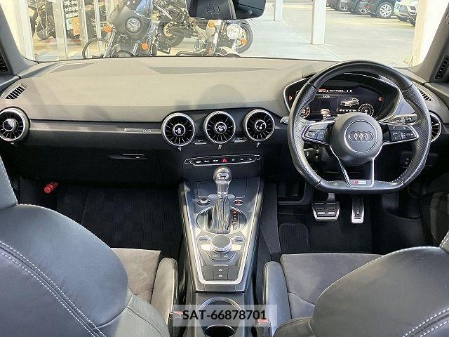 Audi TT 2017-04 207927-2