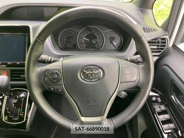 Toyota VOXY 2019-05 346645-12