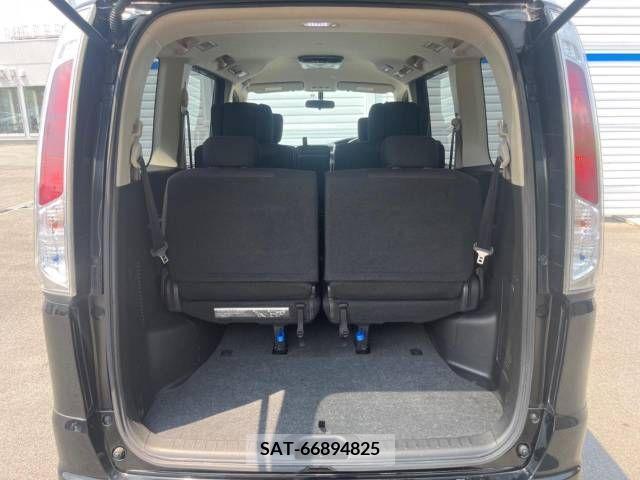 Nissan SERENA 2012-03 393894-10