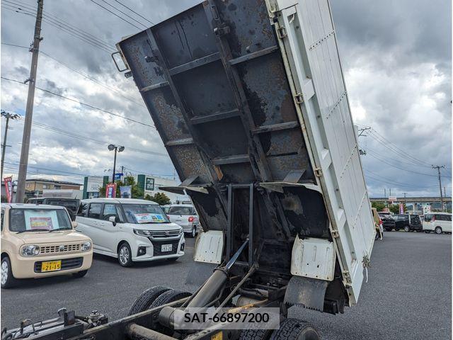 Mitsubishi CANTER 2004-06 263836-13