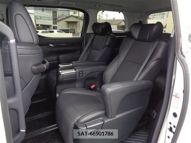 Toyota ALPHARD 2019-04 325348-19