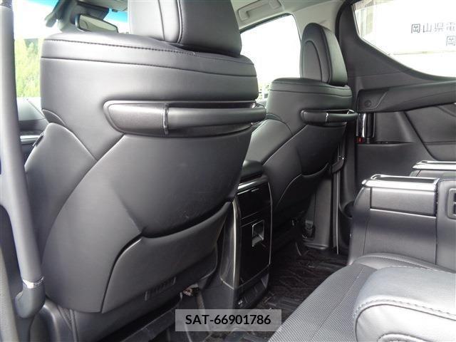 Toyota ALPHARD 2019-04 325348-18