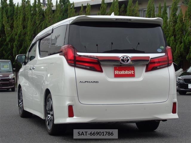 Toyota ALPHARD 2019-04 325348-2