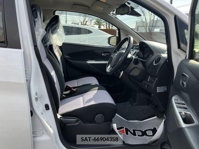 Nissan DAYZ 2015-01 207178-10