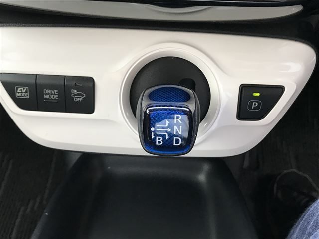 Toyota PRIUS 2016-05 192970-17