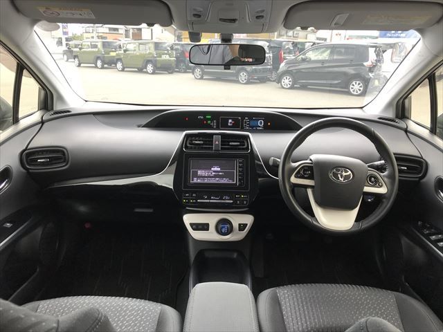 Toyota PRIUS 2016-05 192970-8