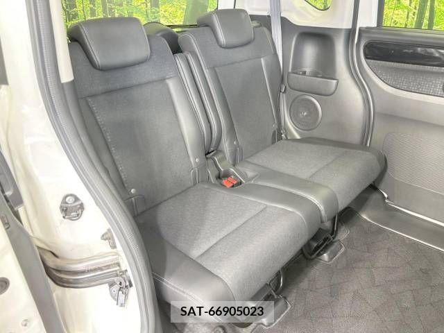 Honda N BOX CUSTOM 2016-11 306810-9