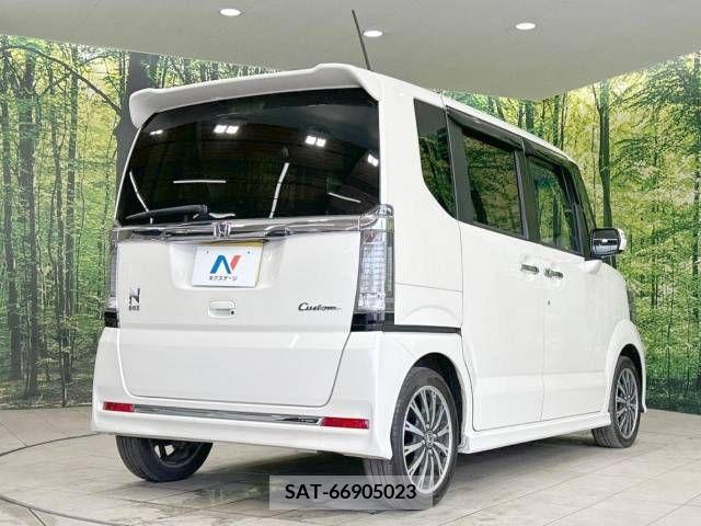 Honda N BOX CUSTOM 2016-11 306810-17