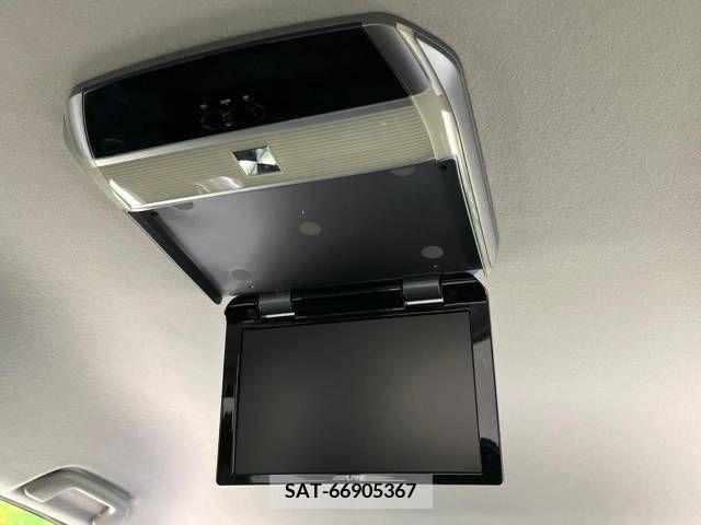 Toyota VOXY 2012-07 218233-2