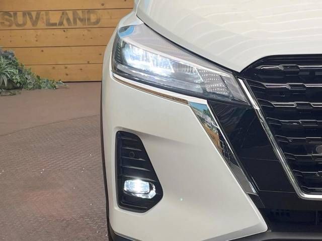 Nissan KICKS 2020-12 181393-12