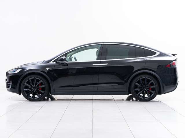 Tesla MODEL X 2018-06 23152-8