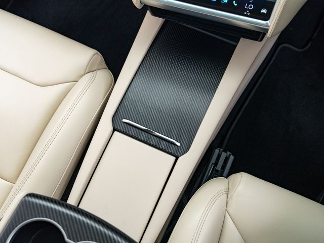 Tesla MODEL X 2018-06 23152-23