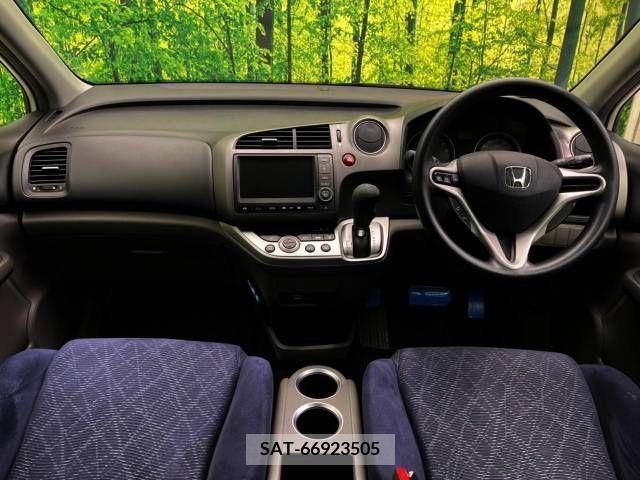 Honda STREAM 2010-01 376444-1