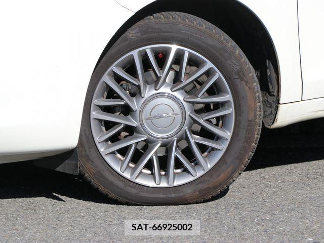 Chrysler YPSILON 2013-06 202482-15