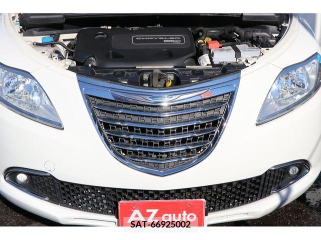 Chrysler YPSILON 2013-06 202482-17