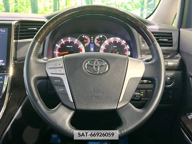 Toyota VELLFIRE 2013-11 369808-12