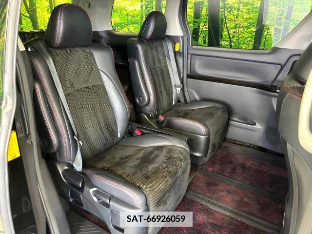Toyota VELLFIRE 2013-11 369808-9