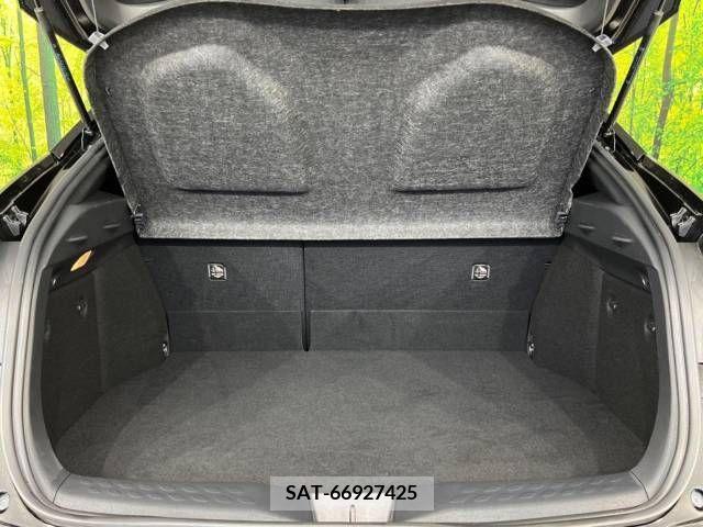 Toyota C-HR 2017-10 294954-10