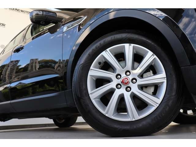 Jaguar E-PACE 2019-09 5028-12