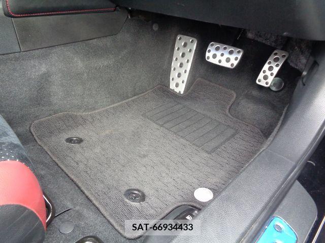 Toyota 86 2019-08 379092-19