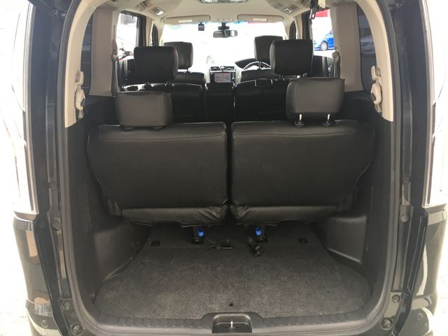 Nissan SERENA 2015-05 23781-12