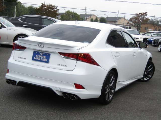 Lexus IS 2017-12 8772-2