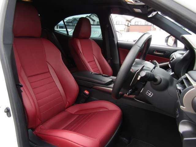 Lexus IS 2017-12 8772-14
