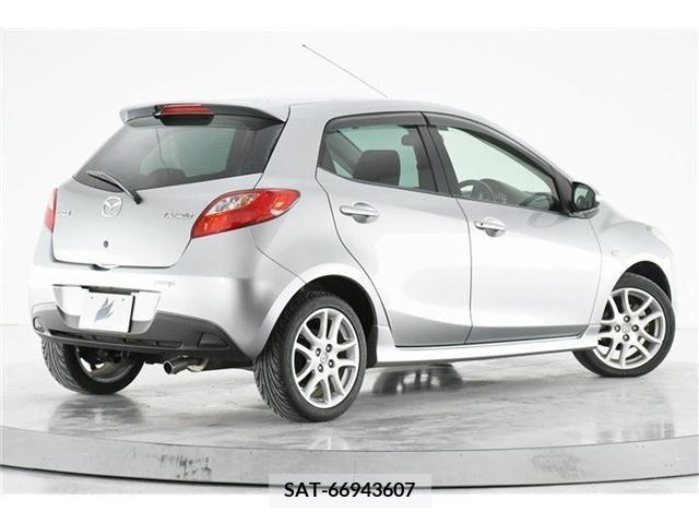 Mazda DEMIO 2012-01 340034-1
