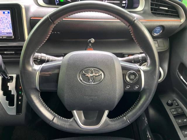 Toyota SIENTA 2015-11 189619-12