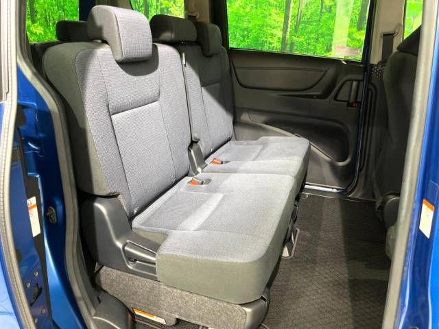 Toyota SIENTA 2015-11 189619-9